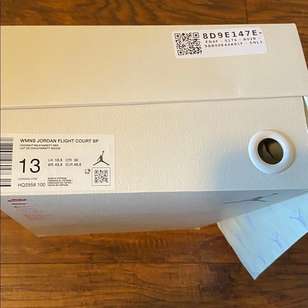 New Jordan Flight Court Who Decides War Coconut Milk Mens Size 11
